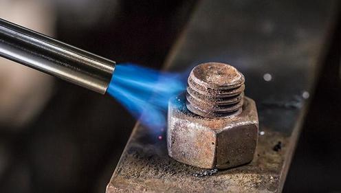 bolt removal with propane heat