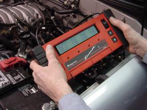 SnapOn MT2500 professional scan tool