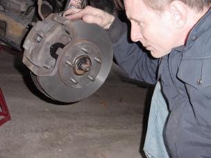 brake caliper inspection
